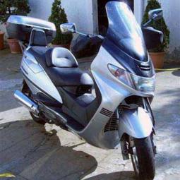 Suzuki Burgman 400